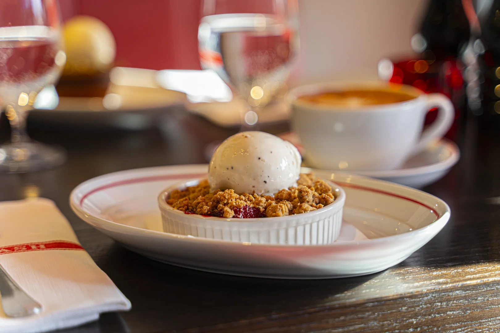 Restaurant MASH — photo 39