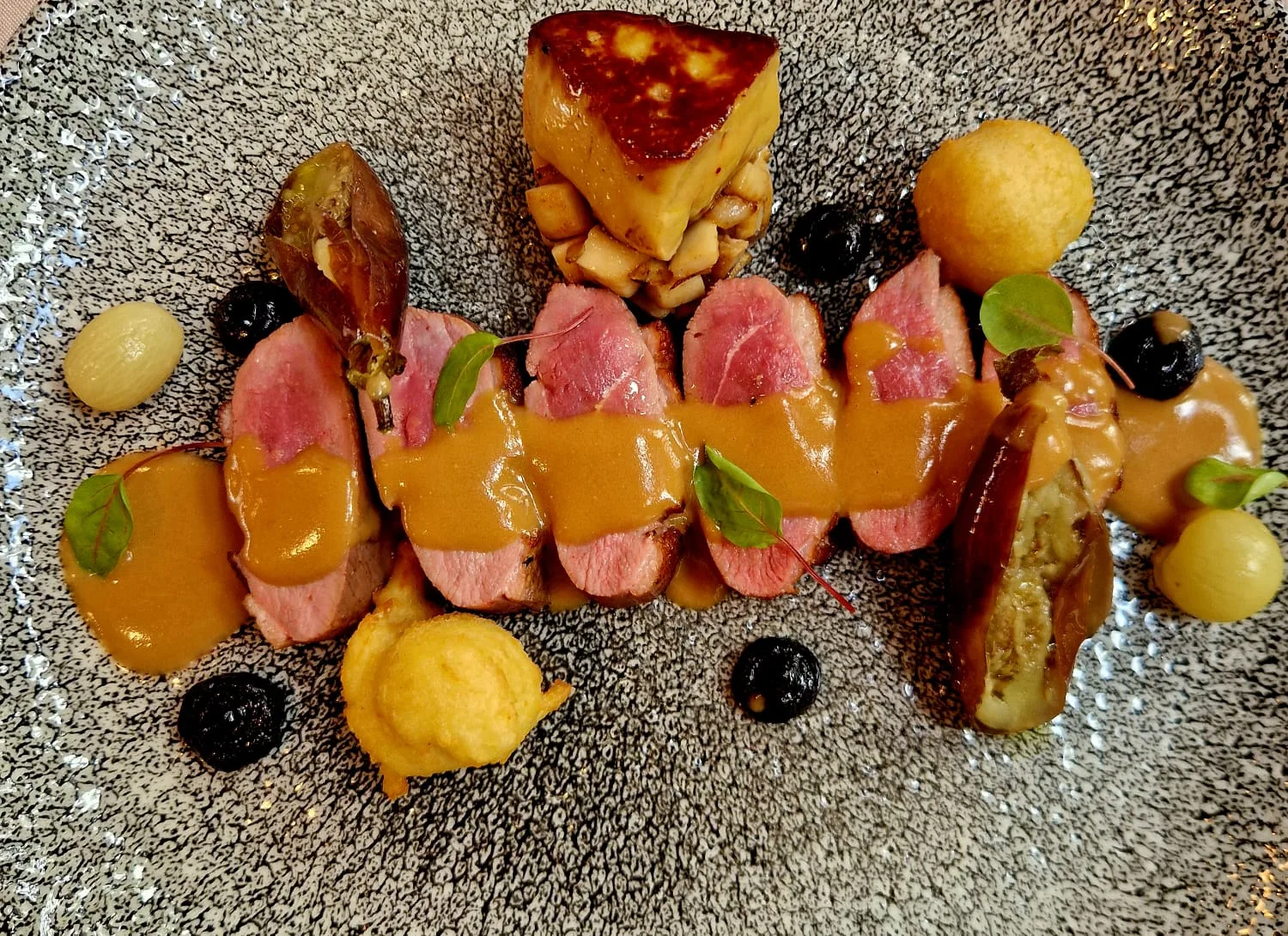 Le Damison — food