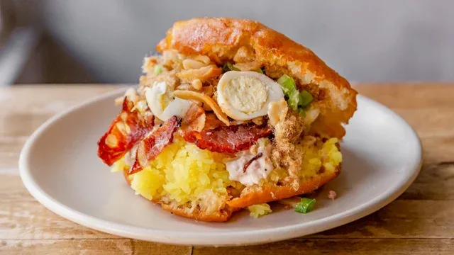 Bánh Anh Em — food