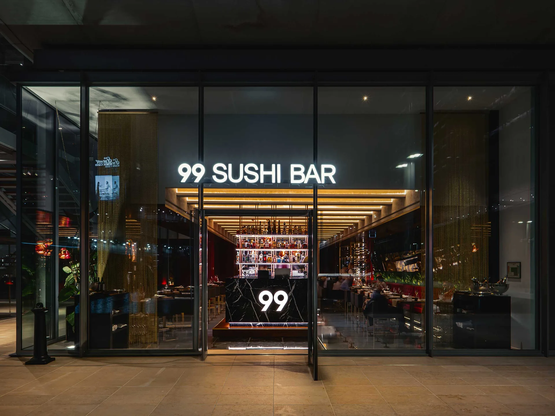 99 sushi — atmosphere