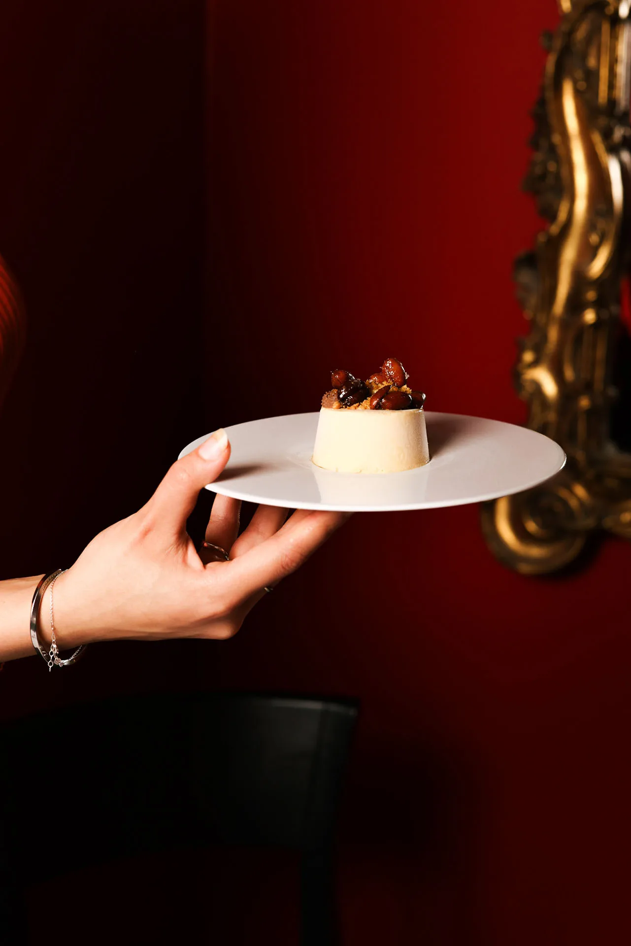 Deanes at Queens — food