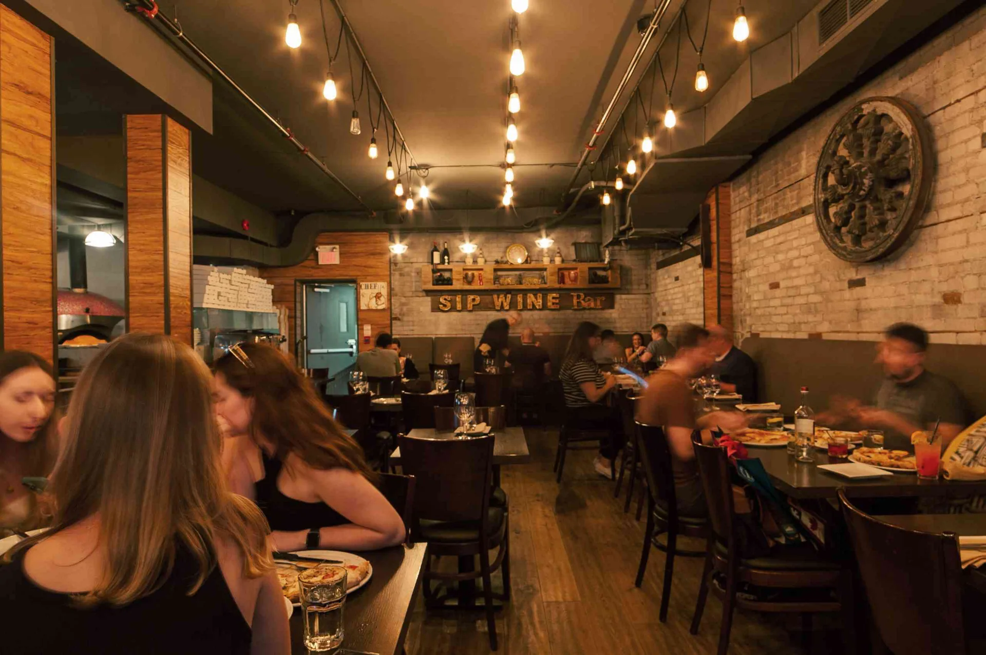 SIP Wine Bar & Authentic Neapolitan Pizza — photo 4
