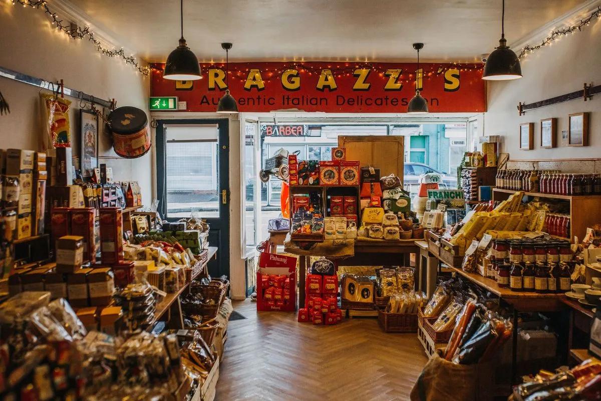 Bragazzi’s — atmosphere