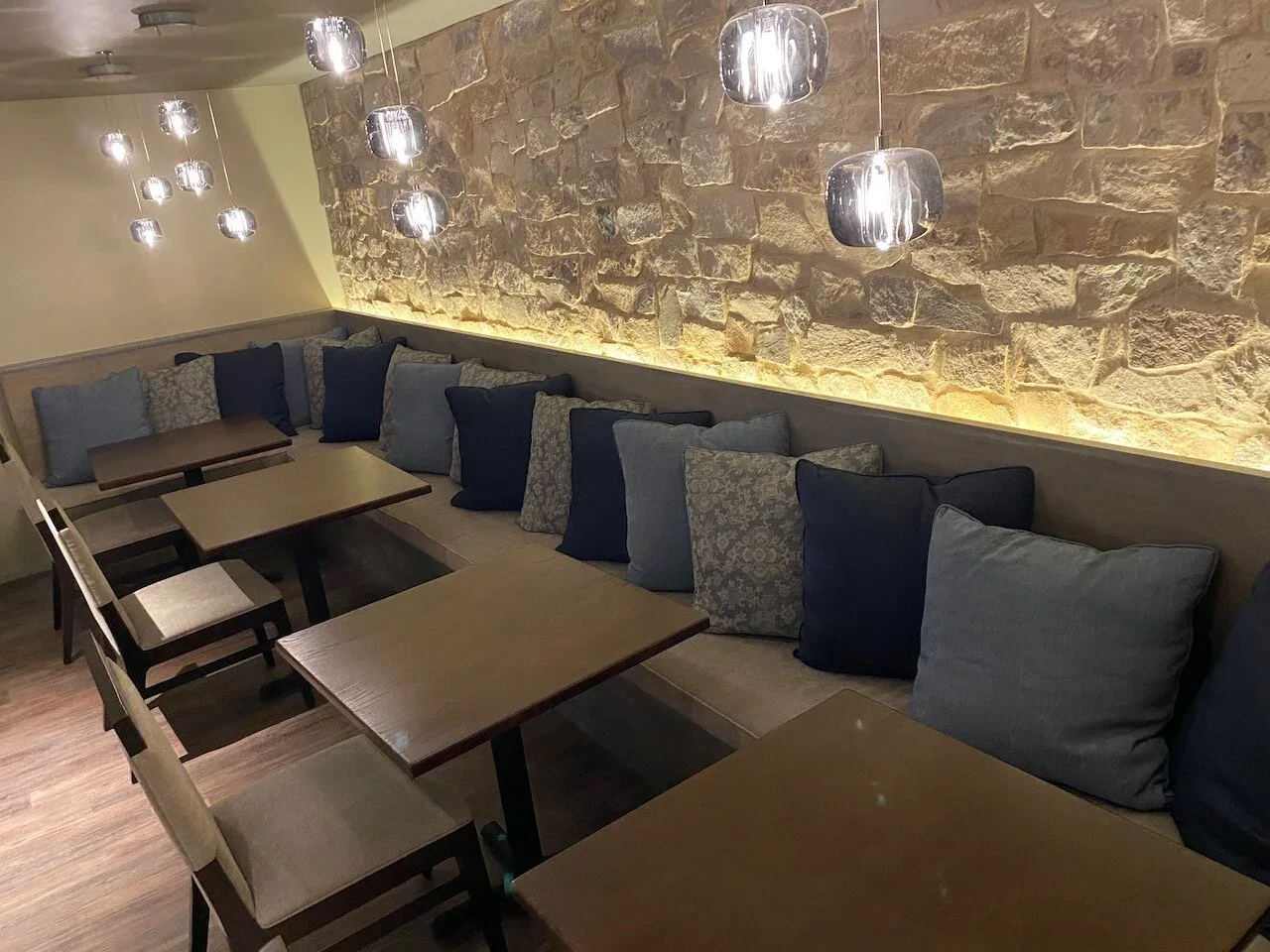 Echelon Wine Bar — photo 16