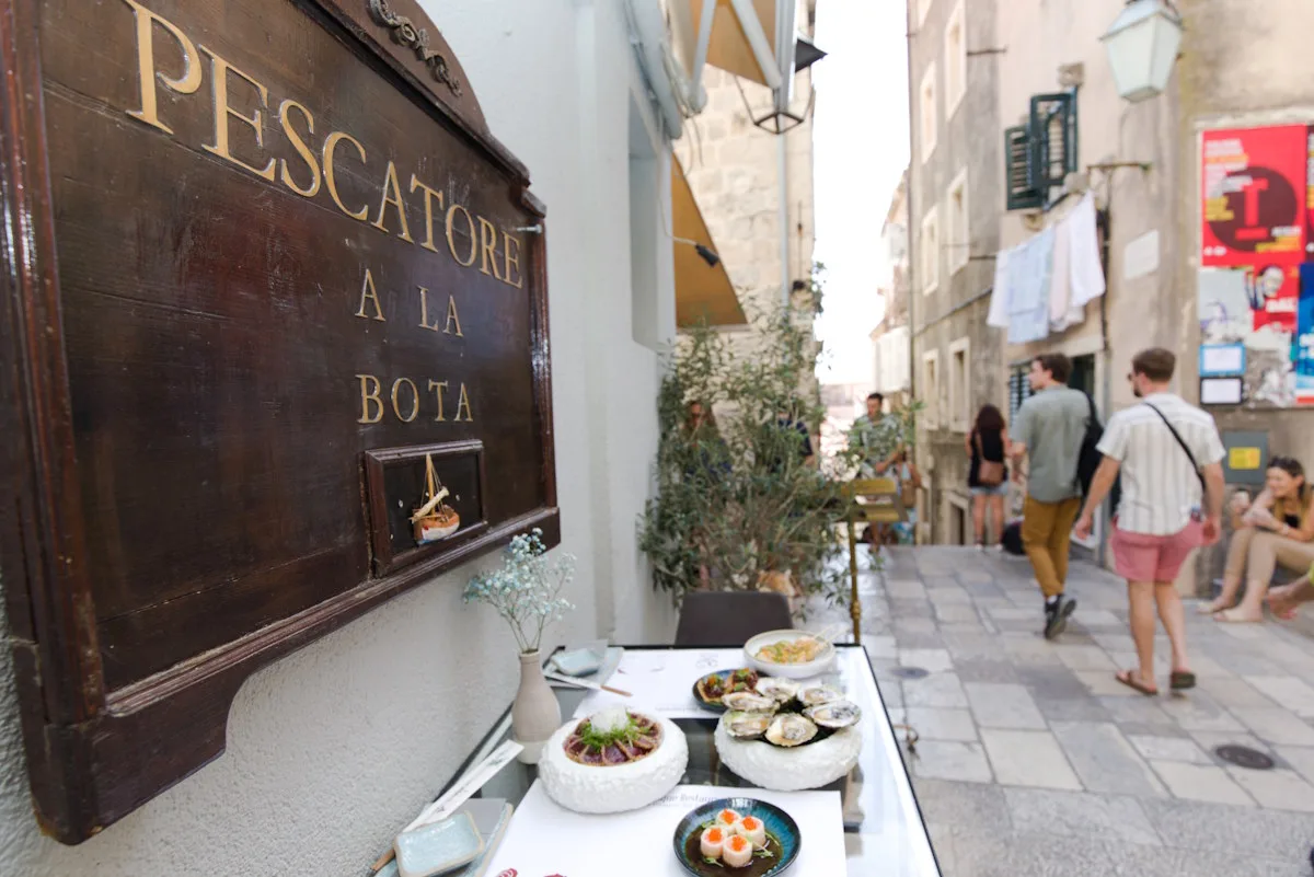 Bota Oyster&Sushi Bar — photo 67