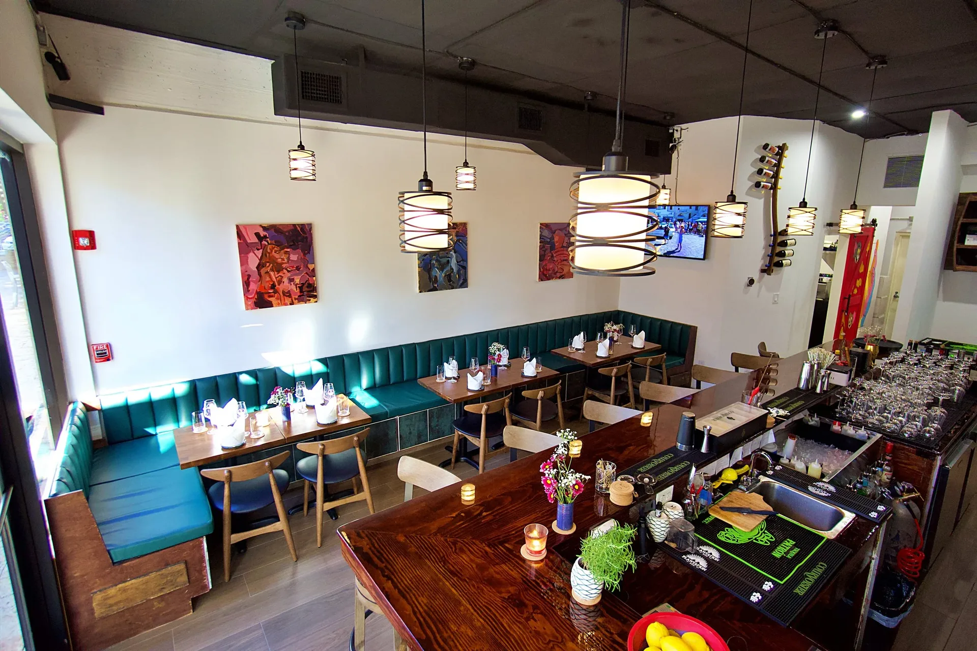 Le Petit Bar — photo 46