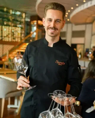 Berria Wine Bar — kitchen