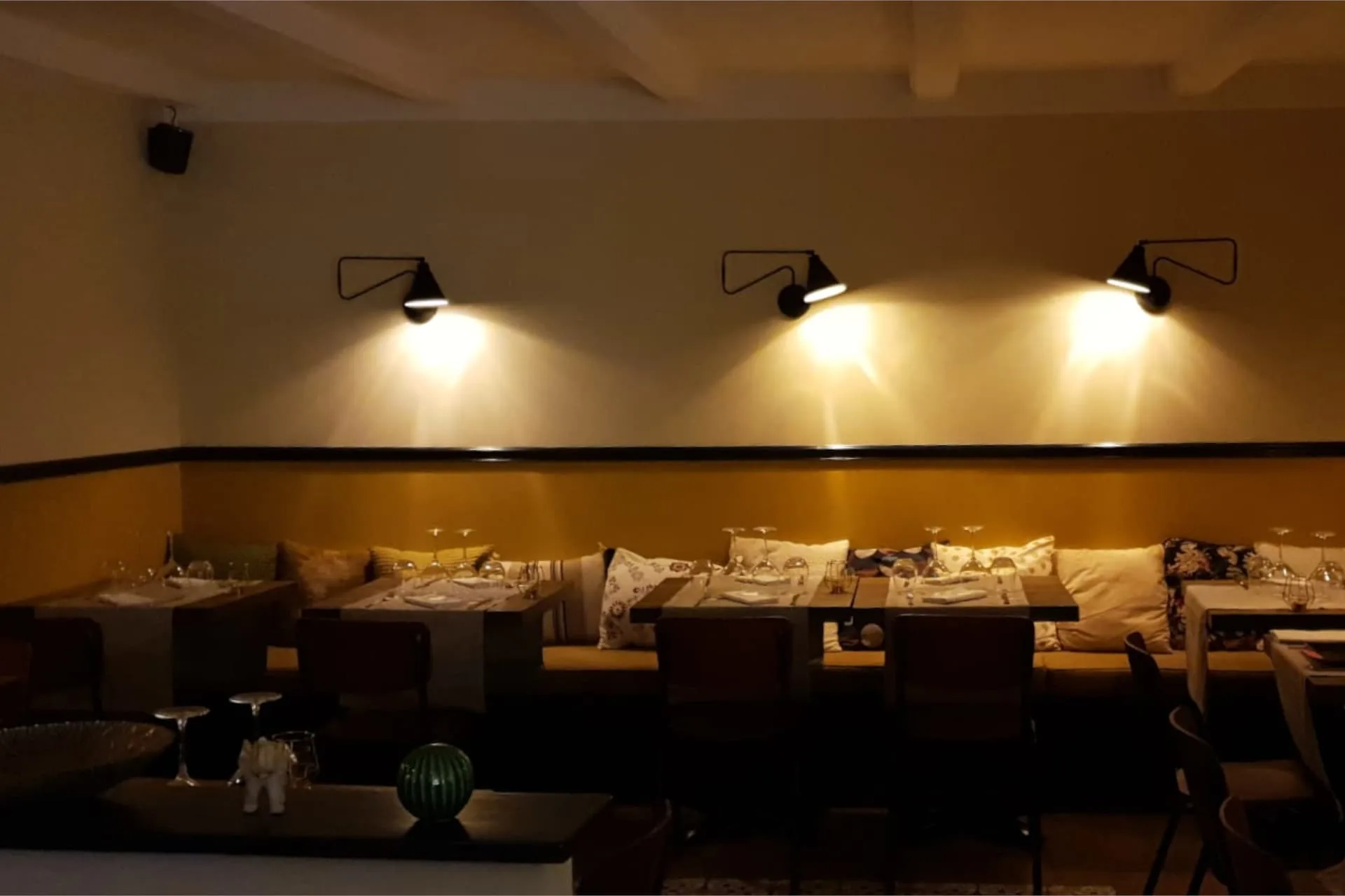 Indian Rasoi — atmosphere