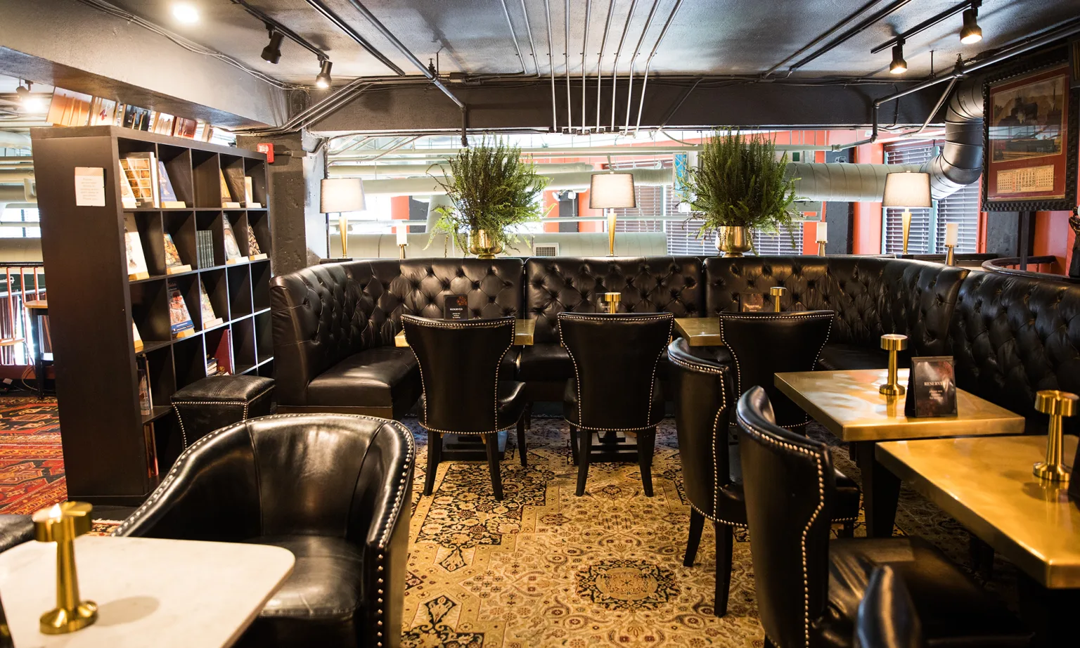 Battery Park Book Exchange & Champagne Bar — photo 7