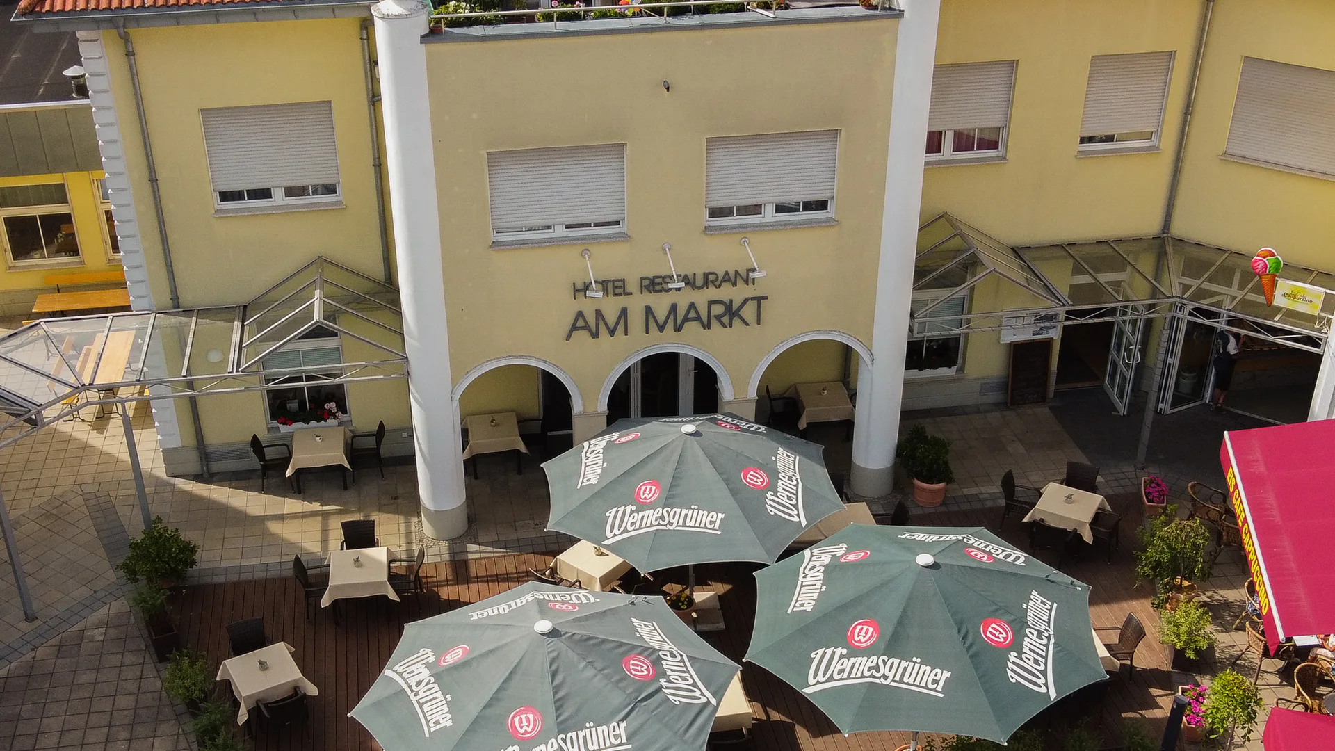 Warias Am Markt, Braunsbedra