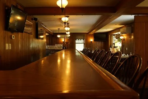 Old Yarmouth Inn — atmosphere