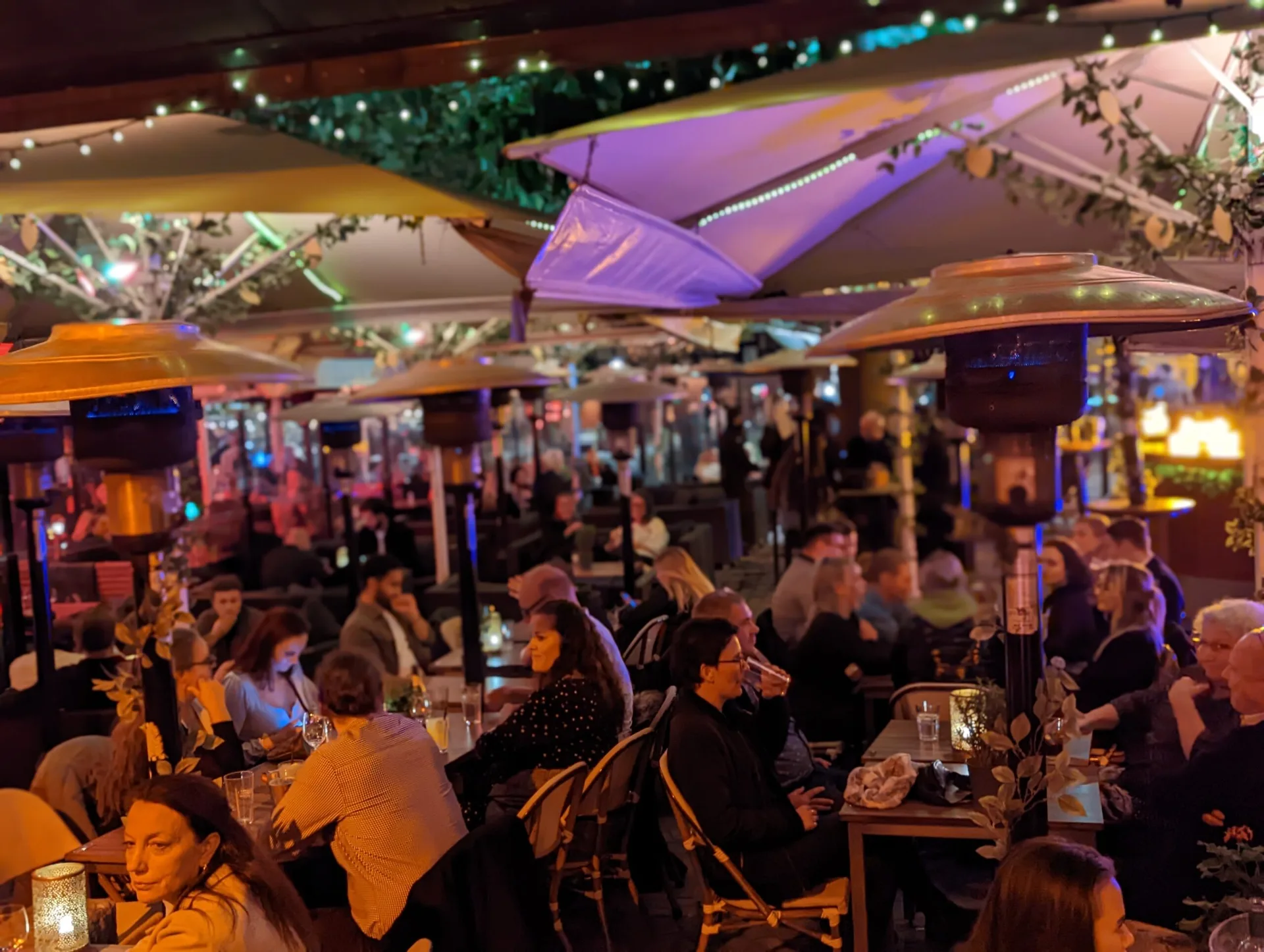 Victors Restaurant — photo 7