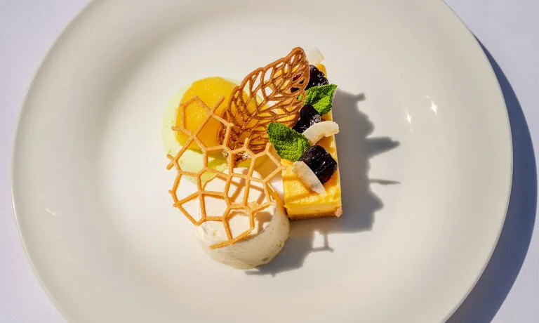 Restaurant Au Lac, London