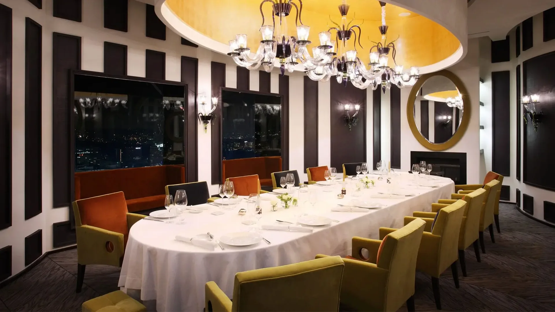 Pierre Gagnaire — atmosphere