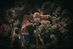 Dwór Sieraków, Dobczyce
