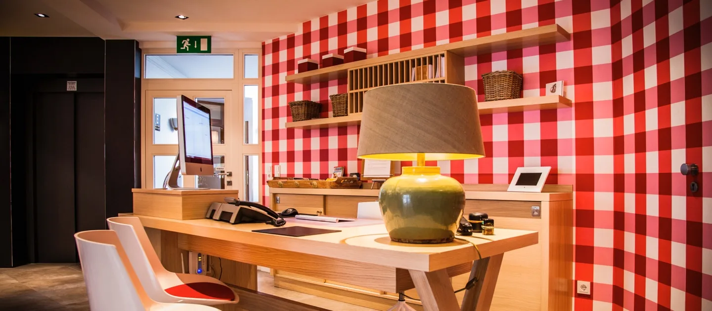 Tandreas Restaurant — atmosphere