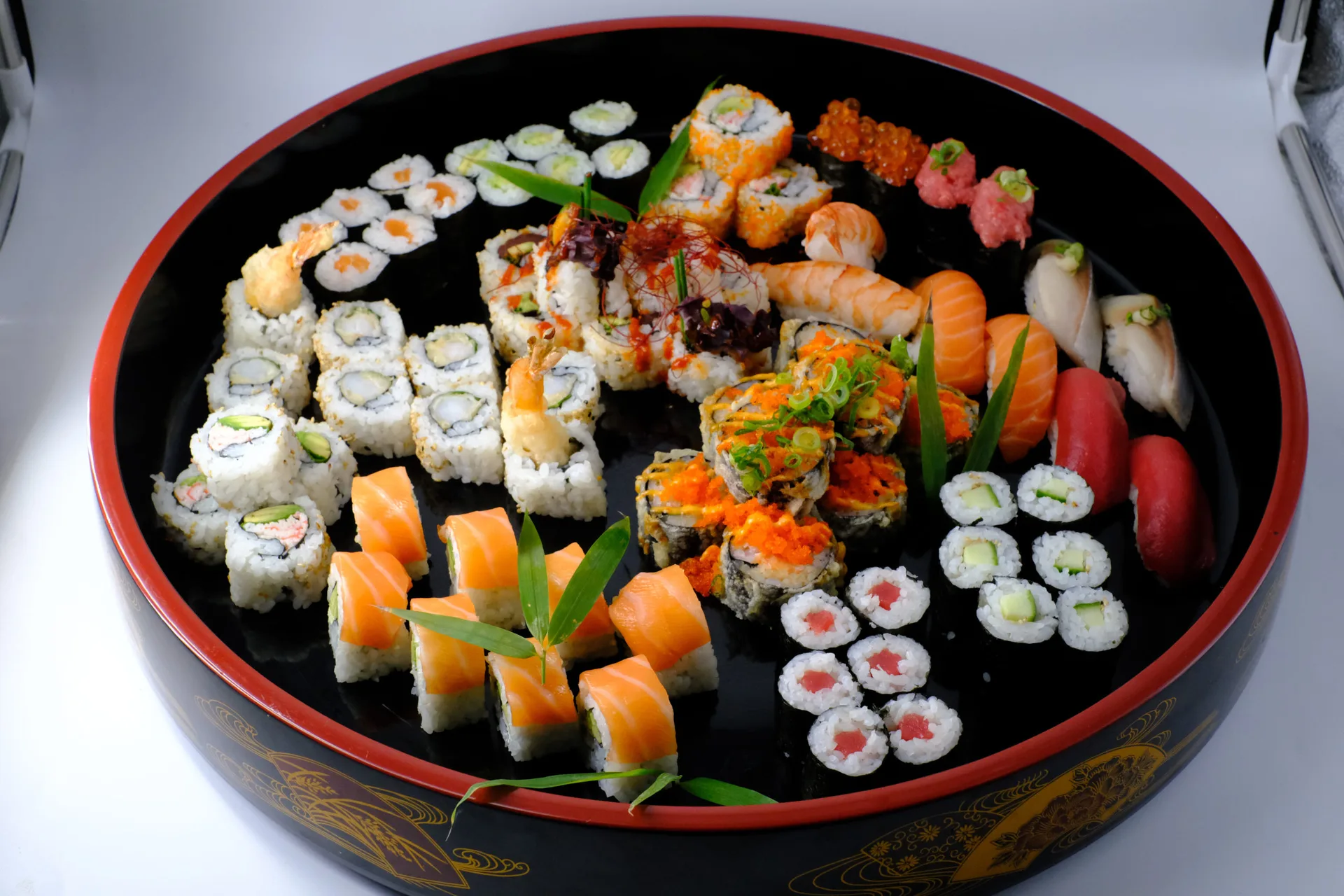 Naniwa sushi &amp; more — photo 29