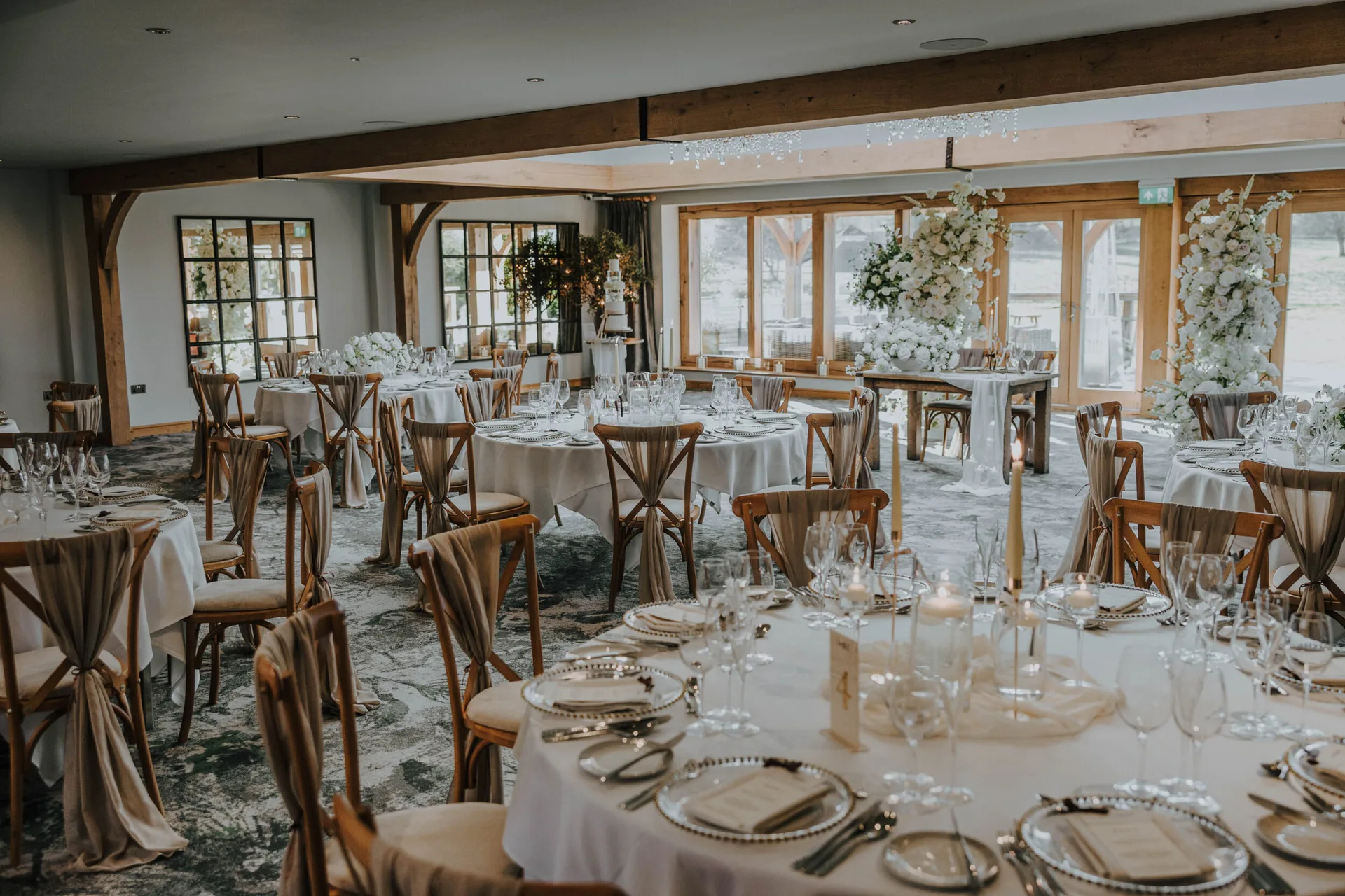 Peak Edge Hotel, Red Lion Restaurant — photo 49