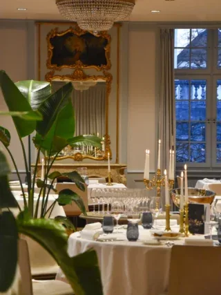 Le Restaurant — atmosphere