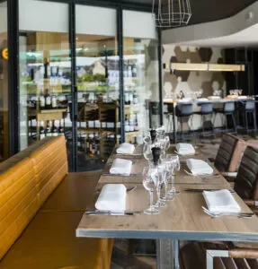 Brasserie du Quai — atmosphere