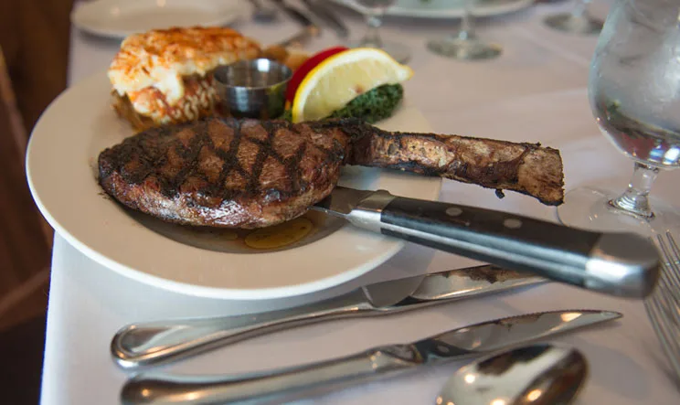 The Wonder Bar Steakhouse — photo 4