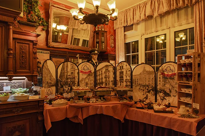 Dicke Wirtin — photo 52