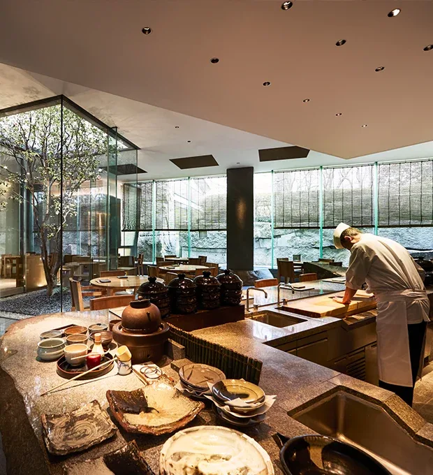 The Oak Door, Tokyo