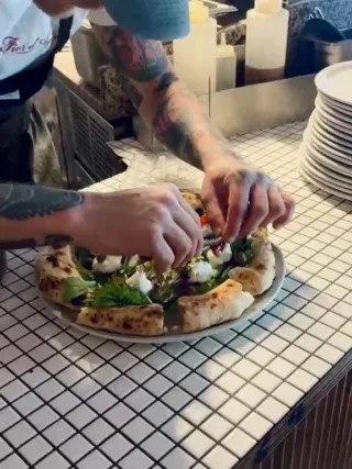 Standard Serious Pizza — photo 8