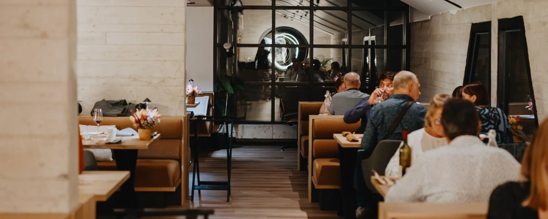 La Table L — atmosphere