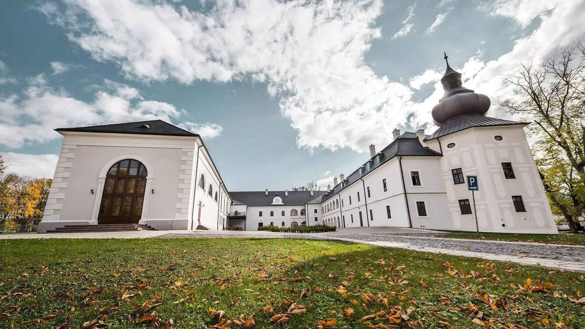Reštaurácia SONGE Chateau Appony — photo 56