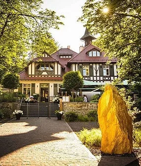 DAS GOLDSTEIN BY GOLLNER'S — photo 21
