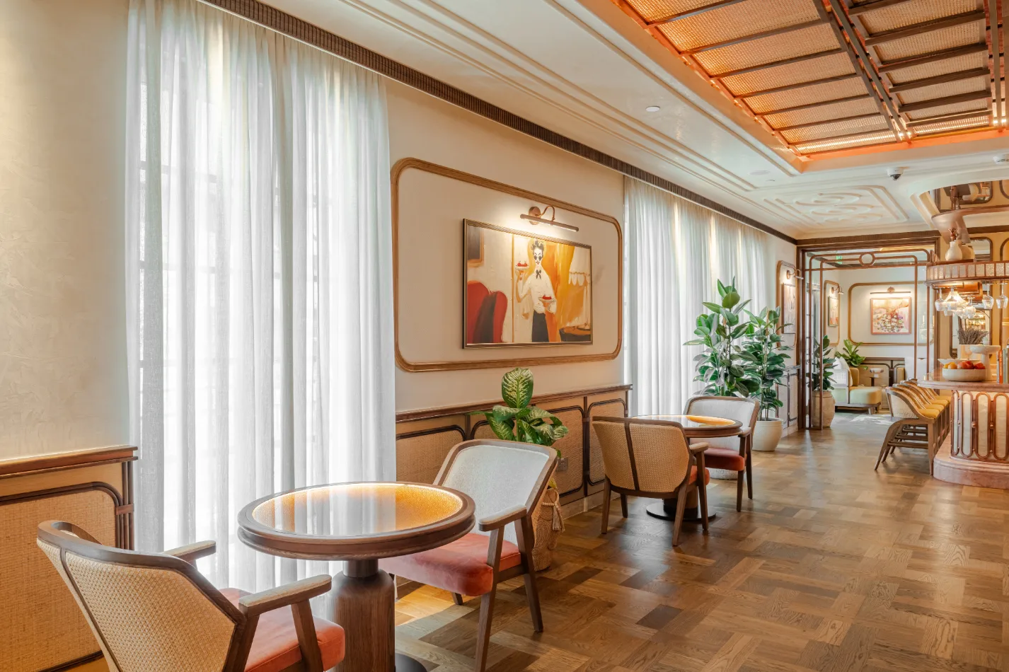 Lola Brasserie — photo 10