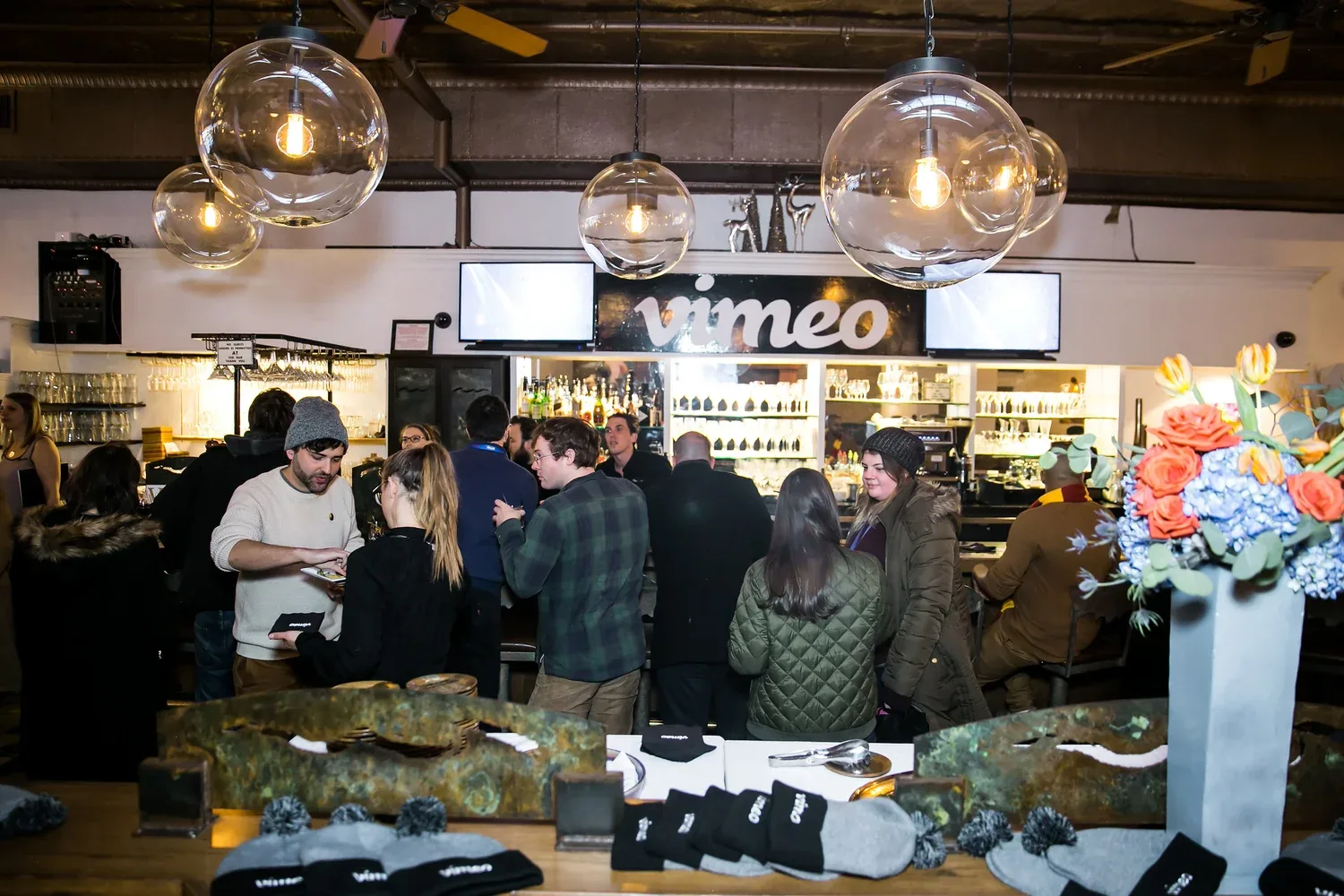 350 Main Brasserie — atmosphere