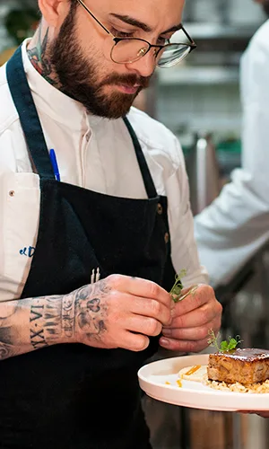 El Disparate — kitchen