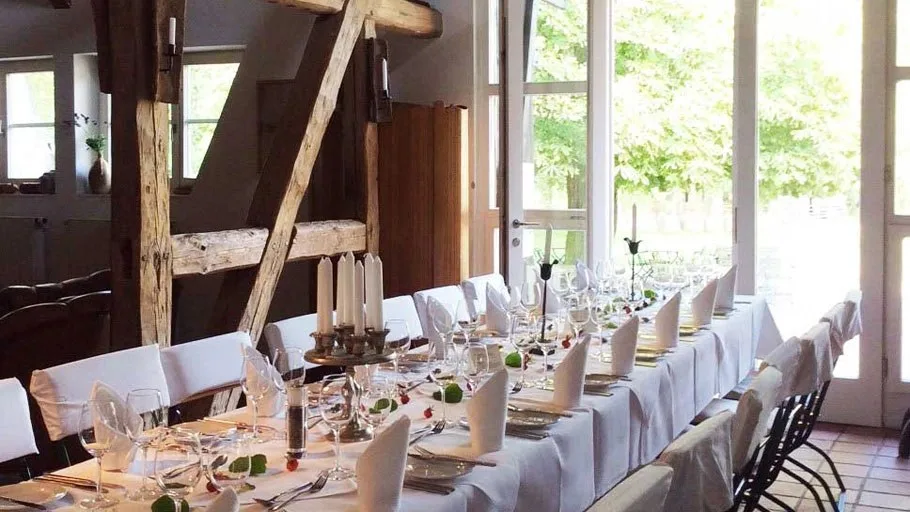 Restaurant Allesisstgut — atmosphere