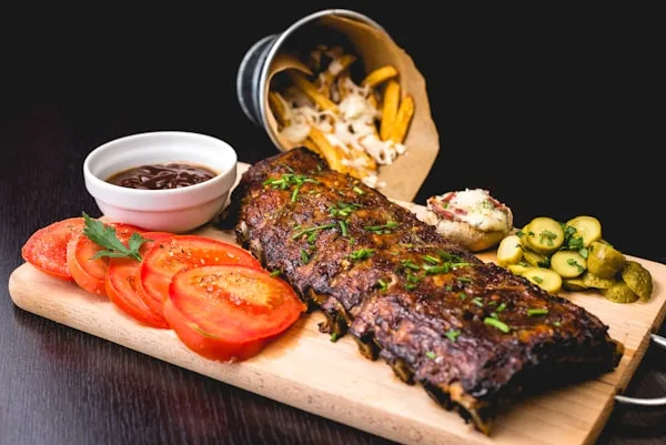 Warren American Whiskey Kitchen — food