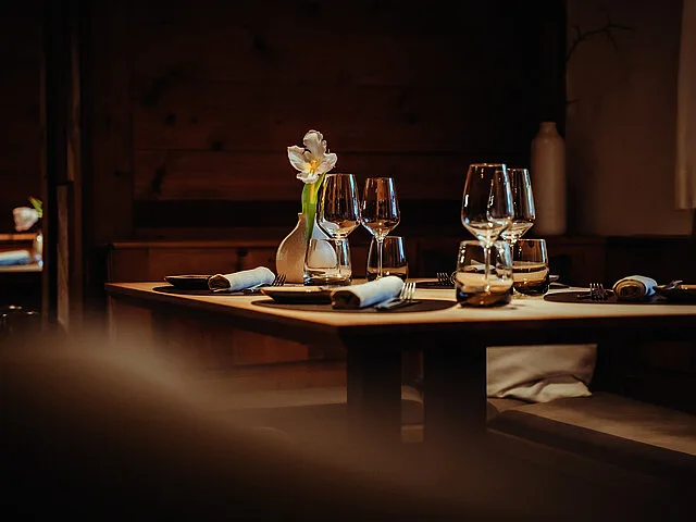 Schlosswirtschaft Heitzenhofen — atmosphere