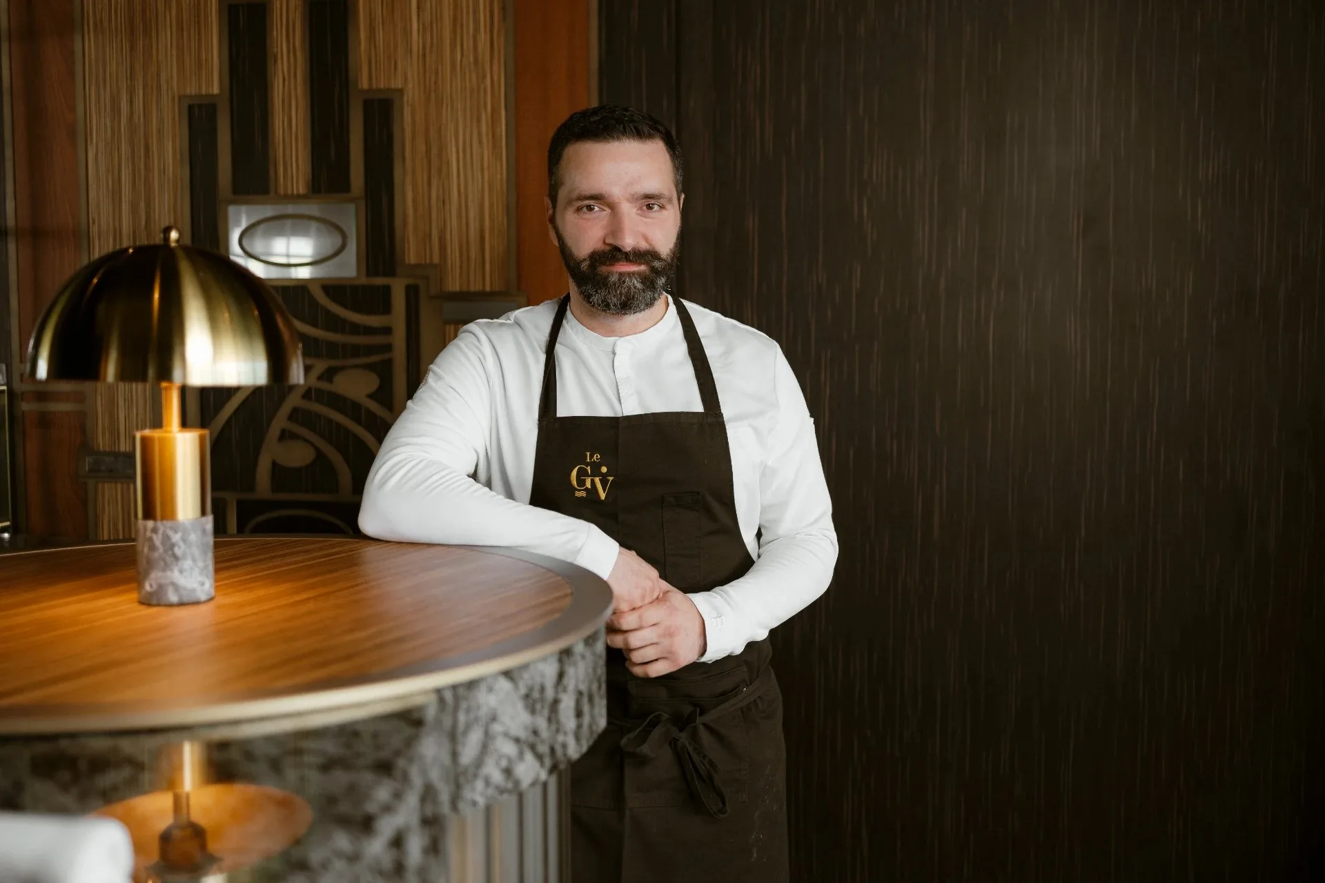 Le GV — kitchen