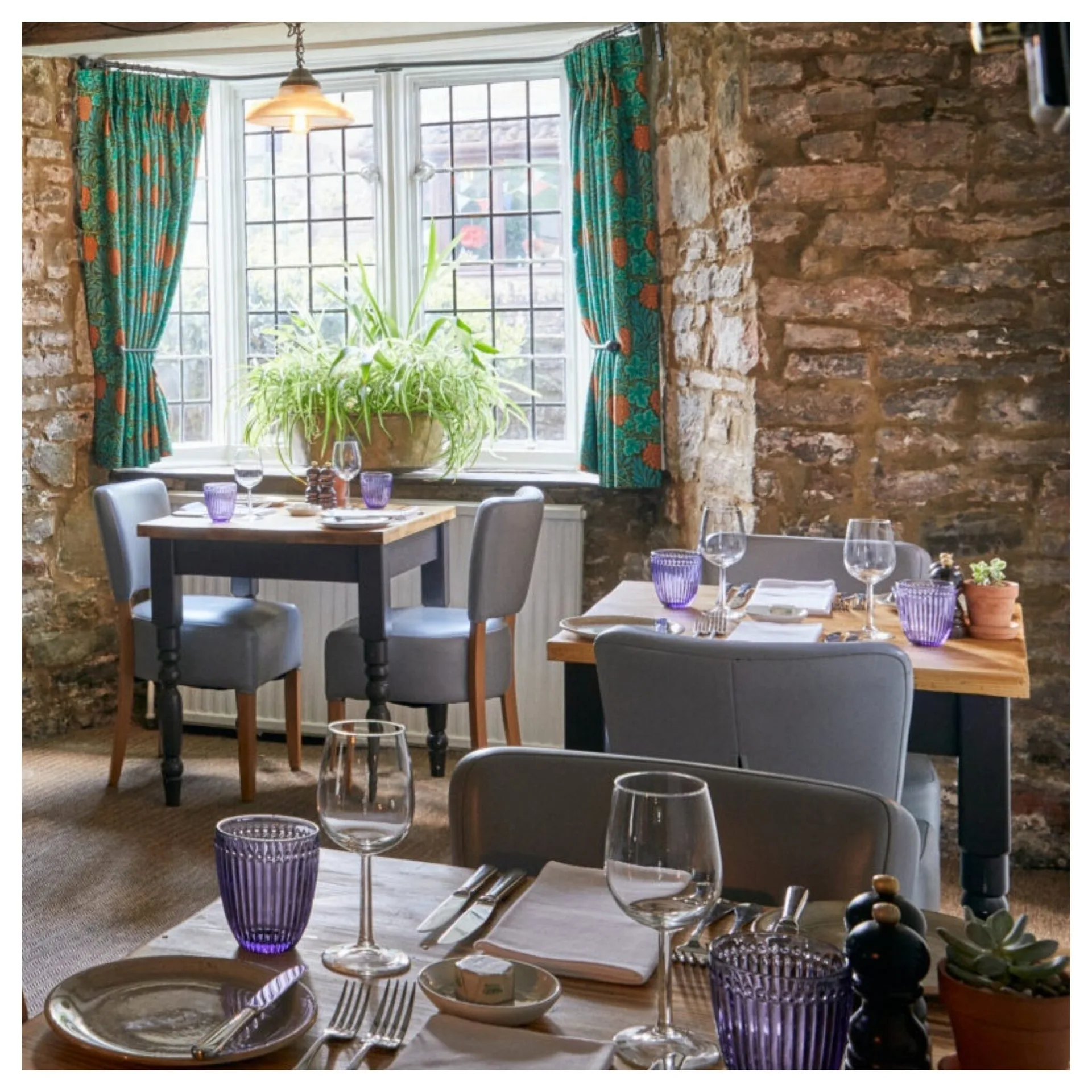 Tudor Farmhouse Hotel & Restaurant — photo 53