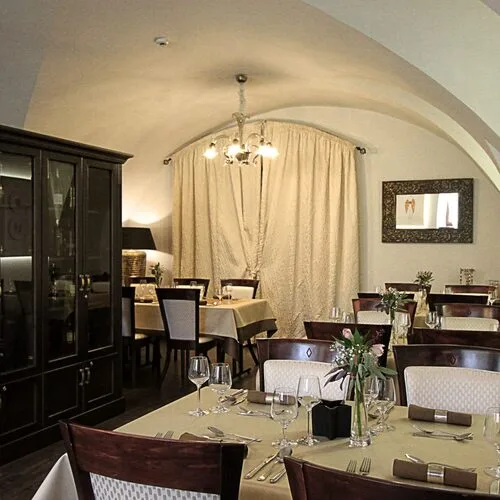 Reštaurácia SONGE Chateau Appony — photo 17