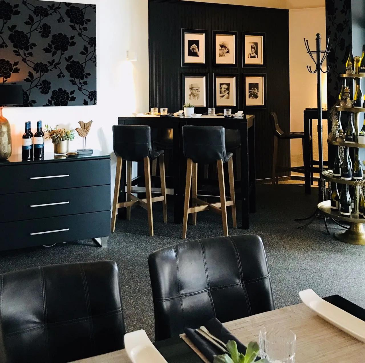 Restaurant Sonderbar — photo 35