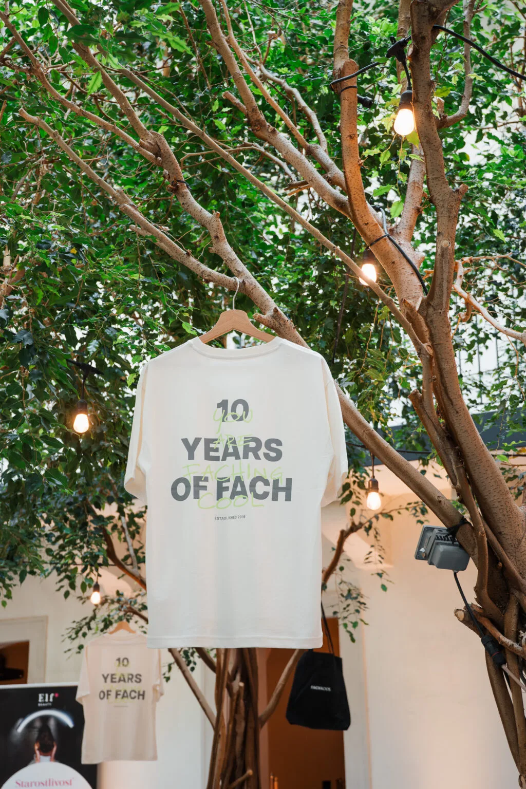 FACH — photo 107