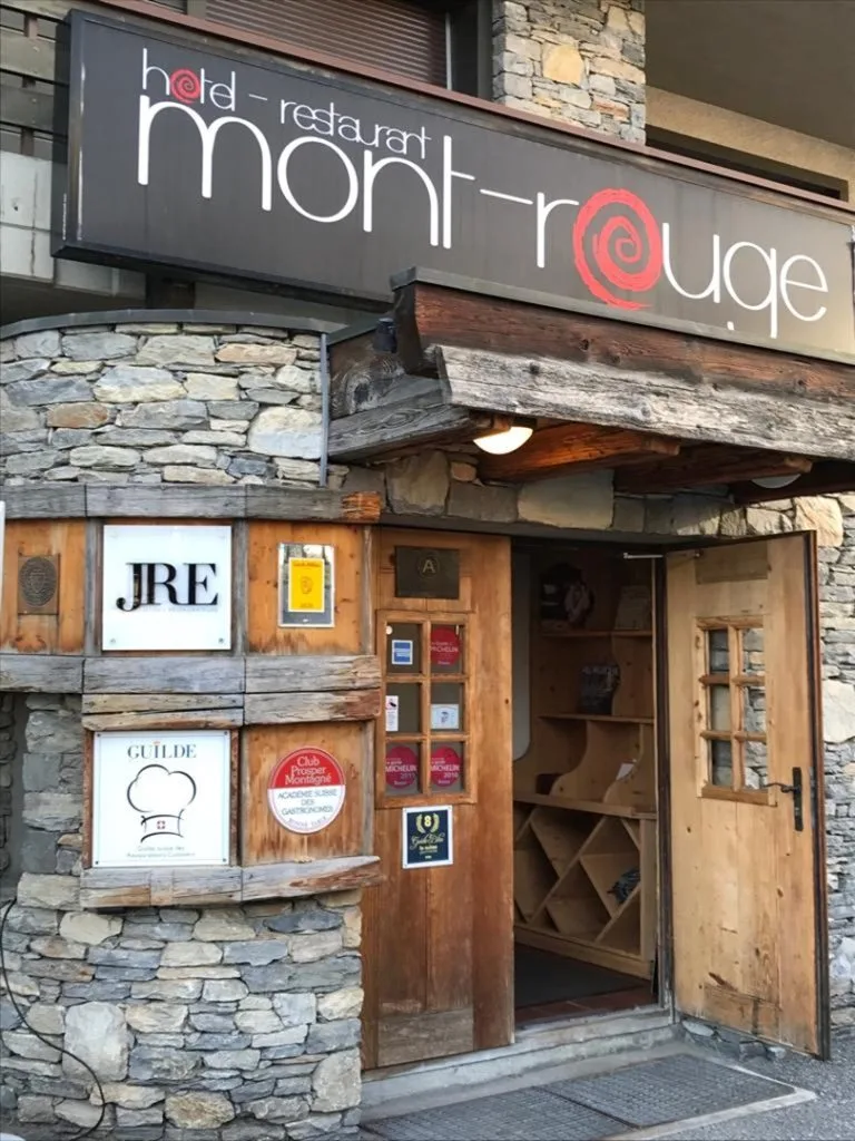 Mont-Rouge — atmosphere