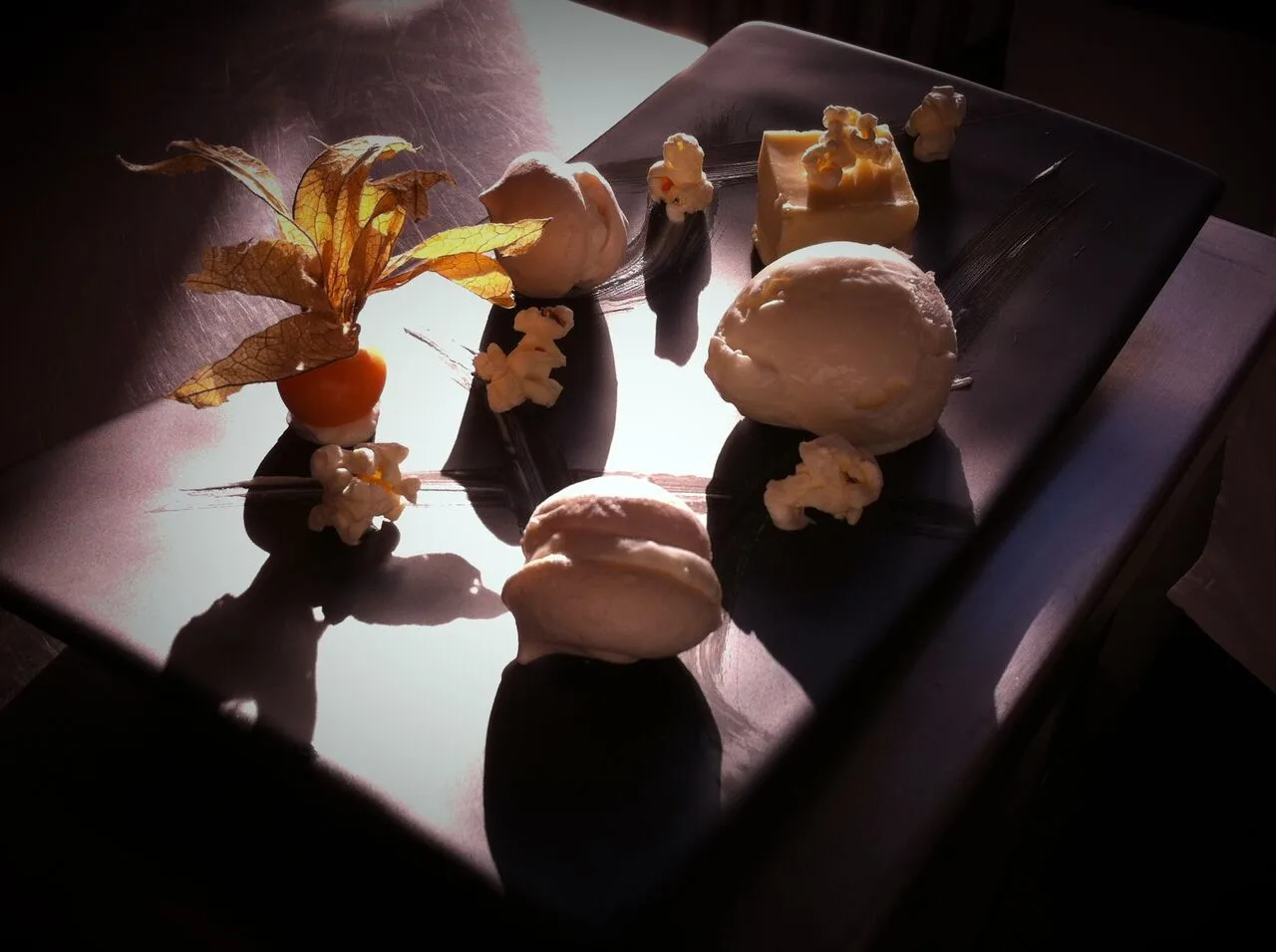 Les Lilas — food