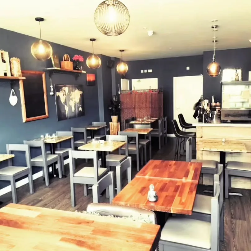 Journeys Wine Bar and Restaurant — atmosphere
