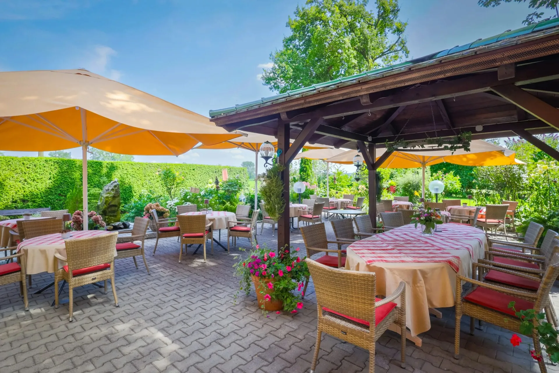 Restaurant Dornweiler Hof — photo 68