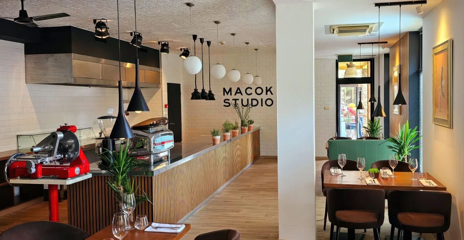 Macok Bistro — photo 66