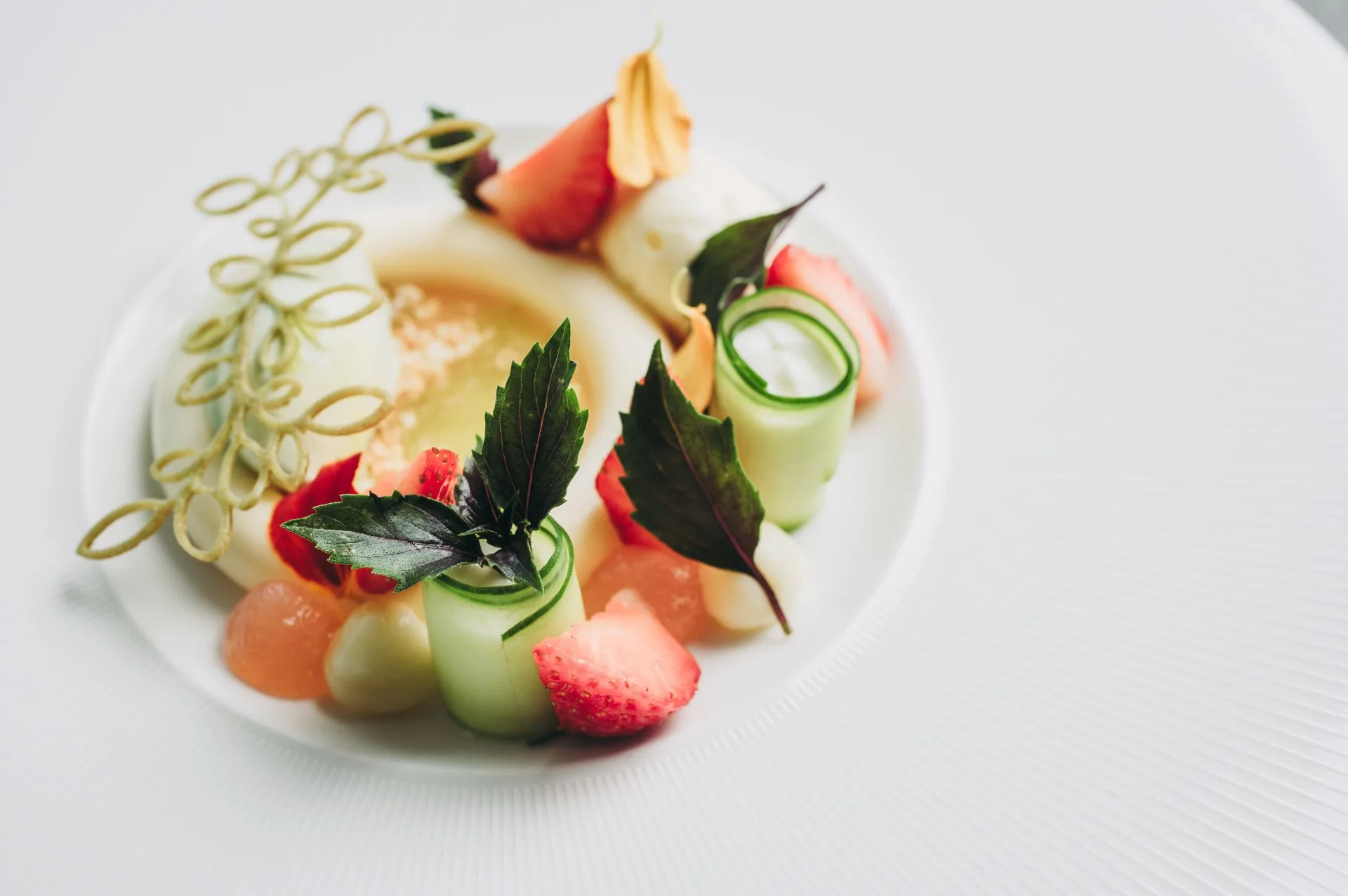 Pacht 26 — food