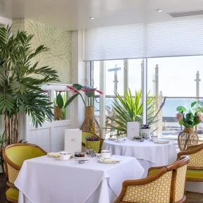 The Roslin Beach Hotel, Southend-on-Sea