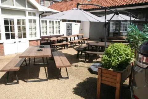 The Red Lion Food and Rooms — photo 7